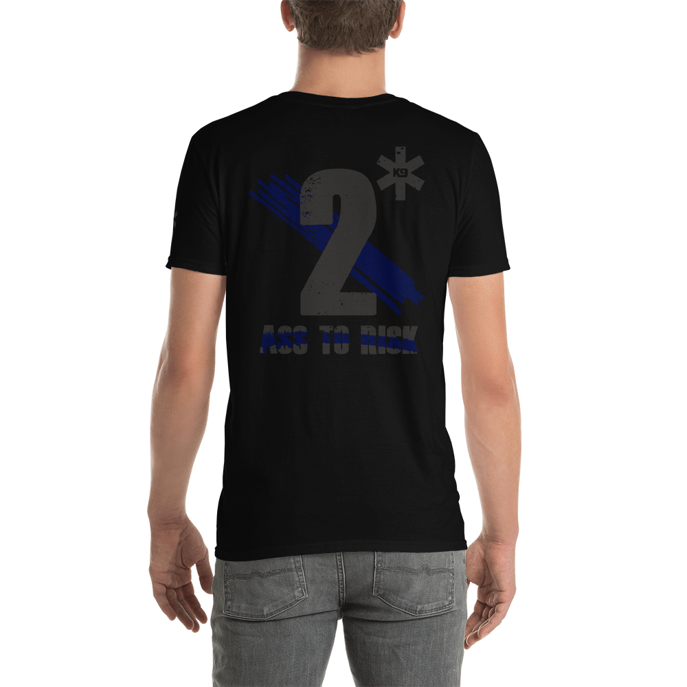 -2* TO RISK- Kurzarm-Unisex-T-Shirt