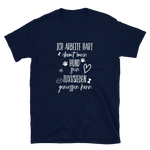 -Ich arbeite hart...-Kurzarm-Unisex-T-Shirt